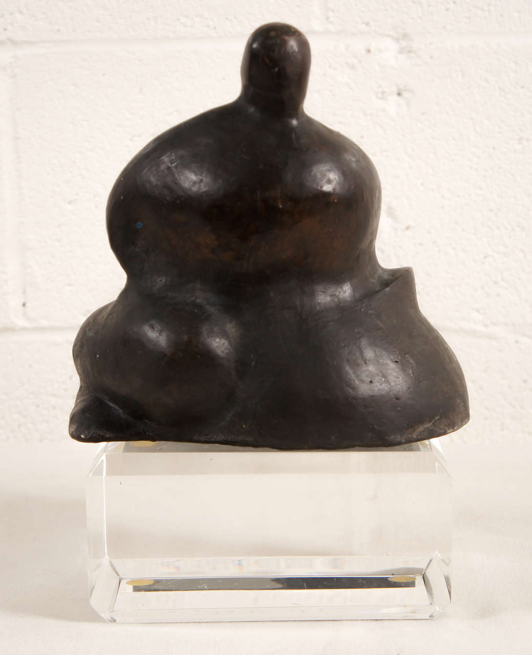 A Sculpture of a Seated Figure In Excellent Condition In Hudson, NY