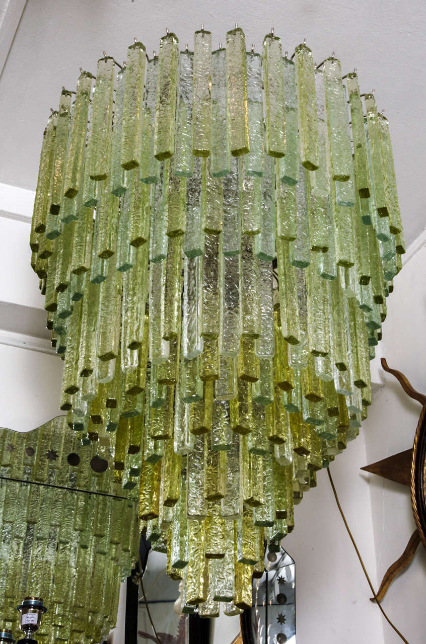 Pair of chandeliers in Murano glass. In Excellent Condition In Saint ouen, FR