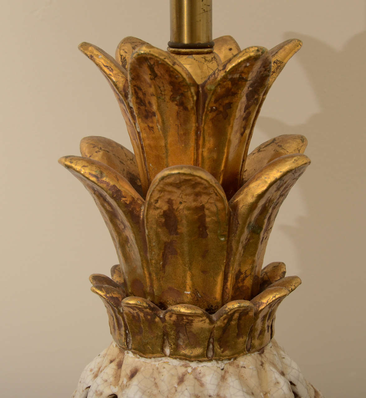 Mid-20th Century Large ceramic Pineapple lamp by Marbro