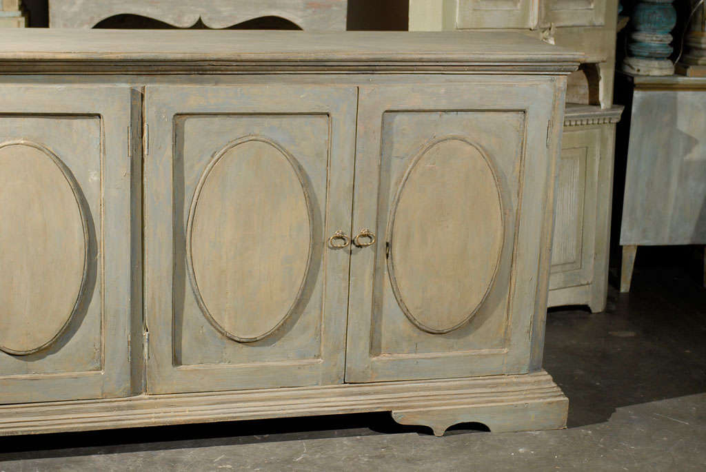 Painted Wood Four-Door Enfilade Buffet with Oval Pattern In Good Condition In Atlanta, GA
