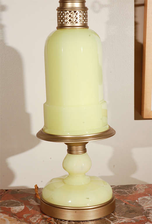 Yellow Opaline Lamp In Good Condition For Sale In Newport Beach, CA