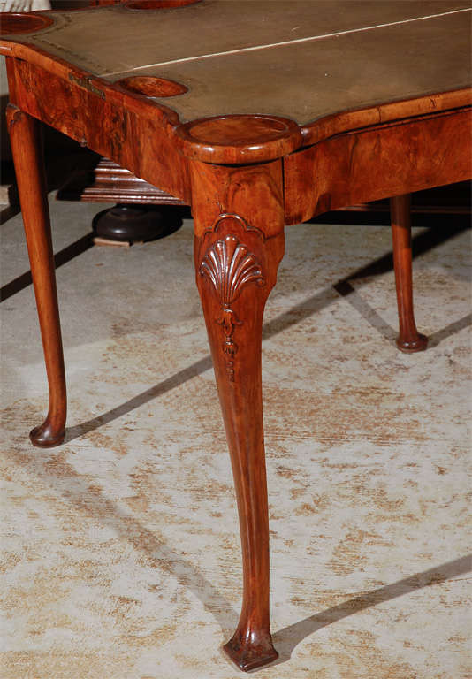 George V, Folding Games Table