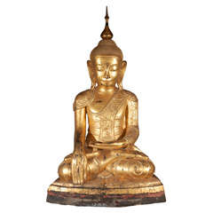 Monumental, Southeast Asian Buddha