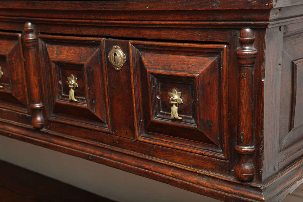 18th Century and Earlier Fine Antique William & Mary Period Oak Dresser, C.1690