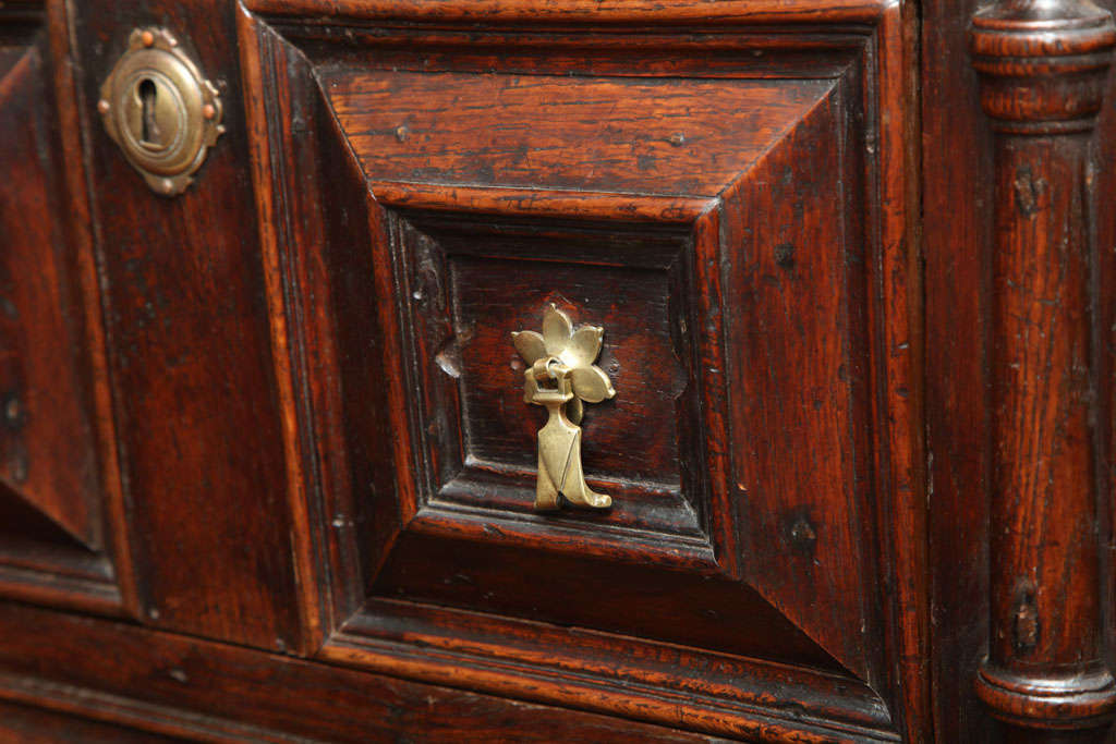 Fine Antique William & Mary Period Oak Dresser, C.1690 1