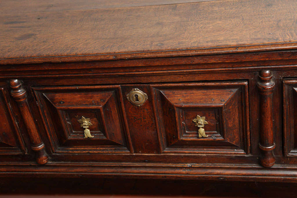 Fine Antique William & Mary Period Oak Dresser, C.1690 3