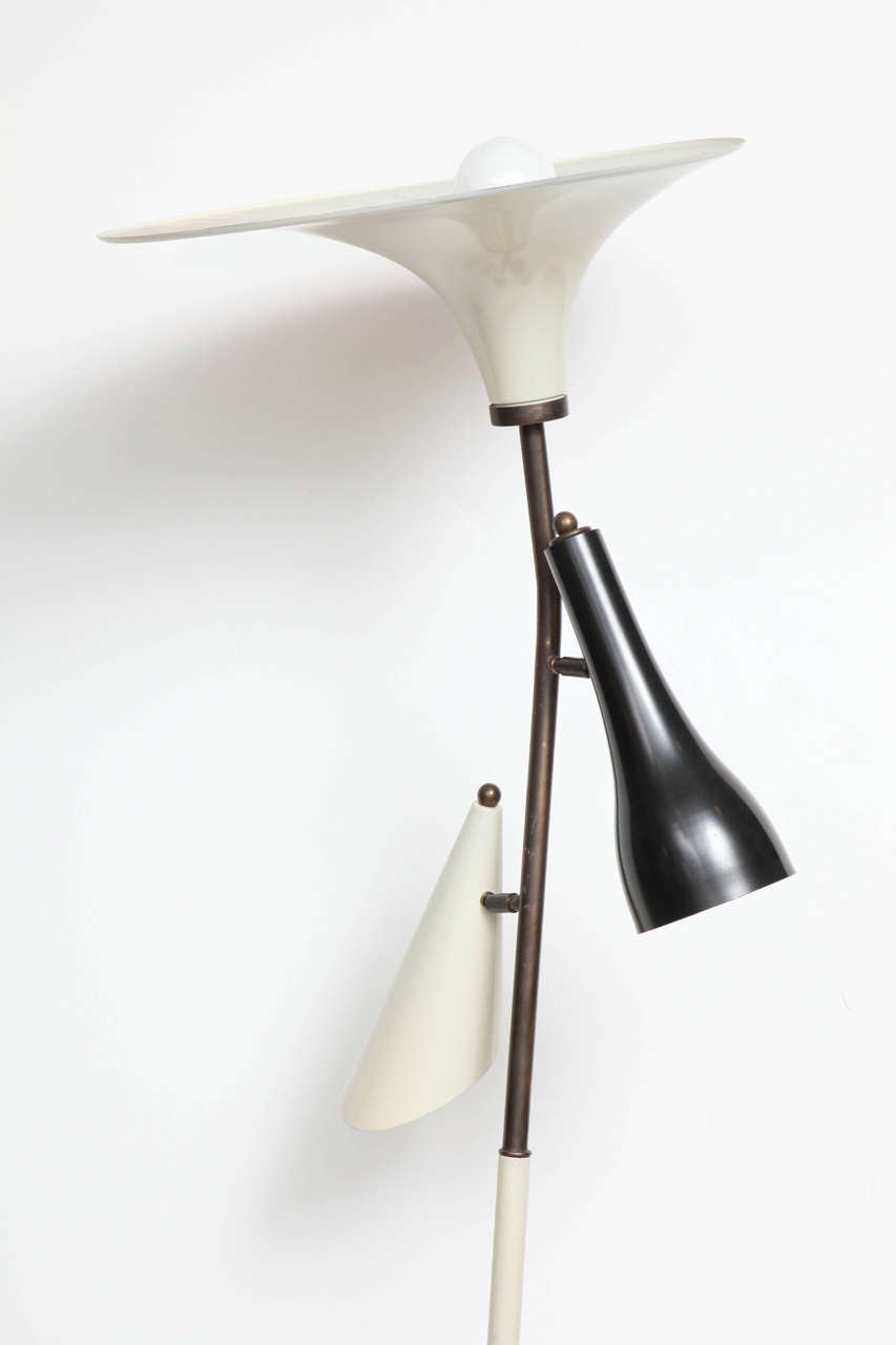 1950s Floor Lamp in the Style of Gino Sarfatti For Sale 2