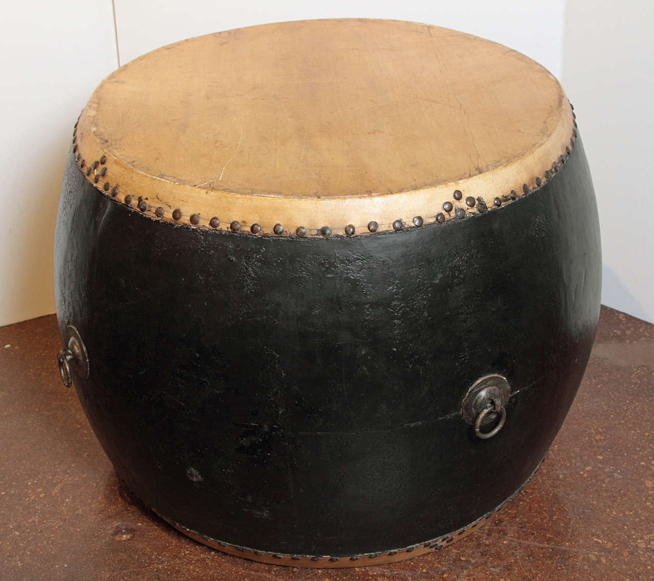 Chinese Ceremonial Black Lacquer Drum 1