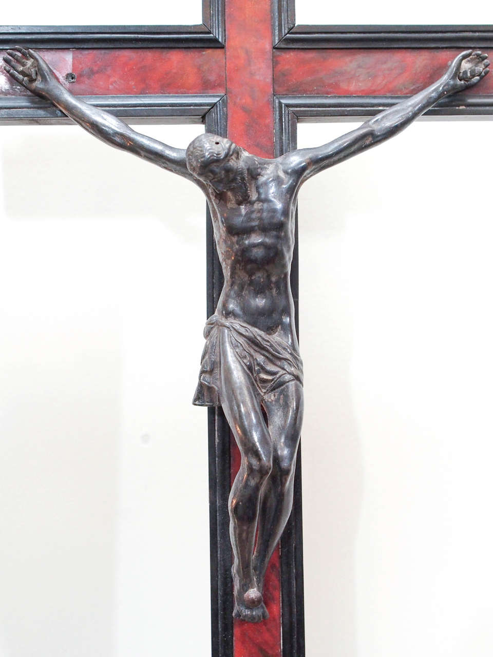 19th Century French Napoleon III Tortoiseshell and Ebony Crucifix For Sale