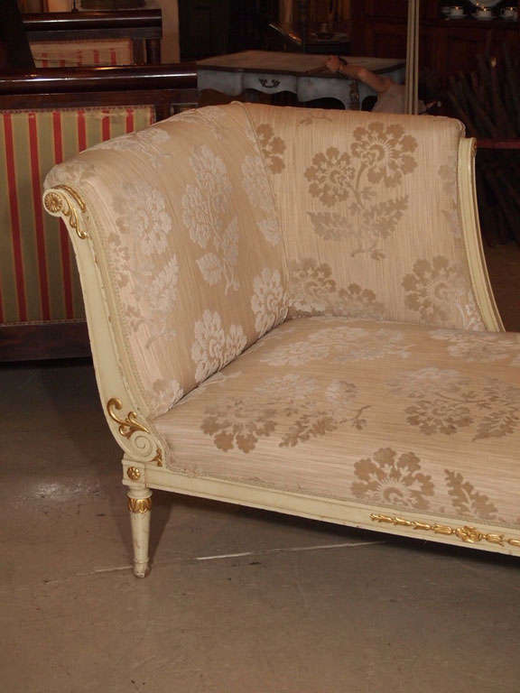 French Large-Scale Chaise Longue