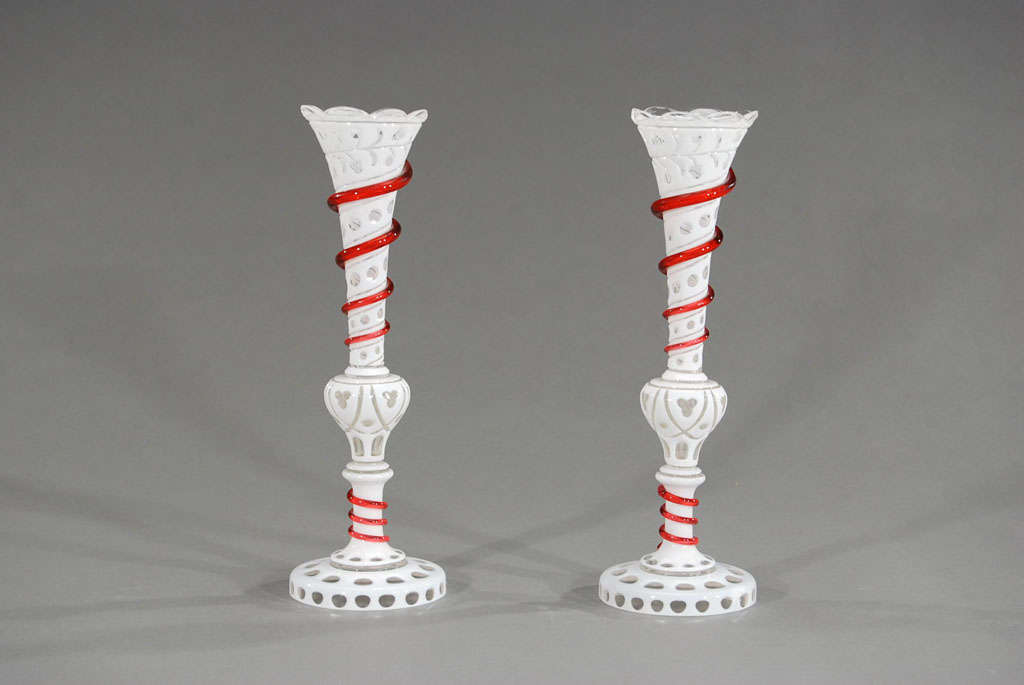 Pair of Hand Blown White Overlay Trumpet Vases With Snakes In Excellent Condition For Sale In Great Barrington, MA