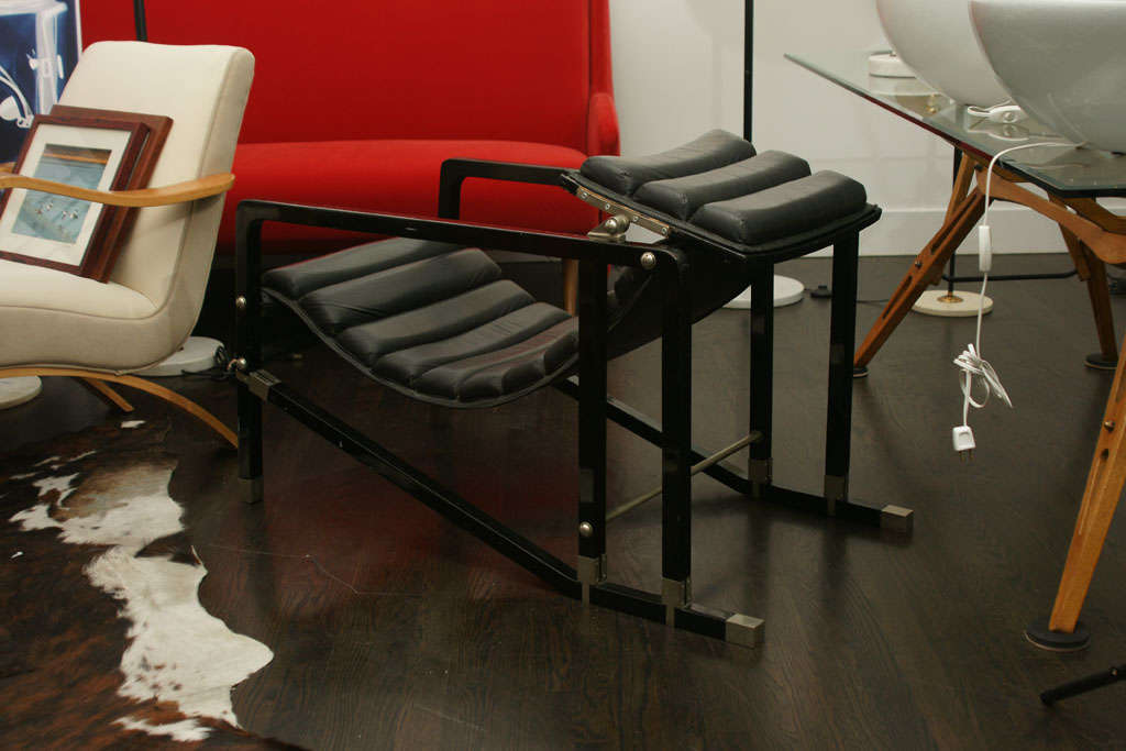 Transat Chair by Eileen Gray 2