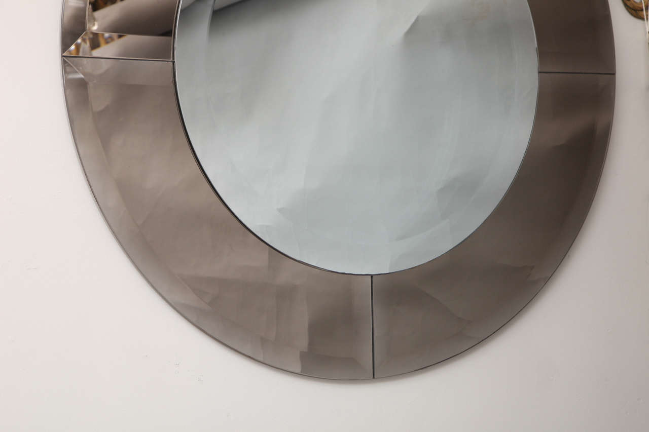  Round Contemporary Design Mirror In Excellent Condition In New York, NY