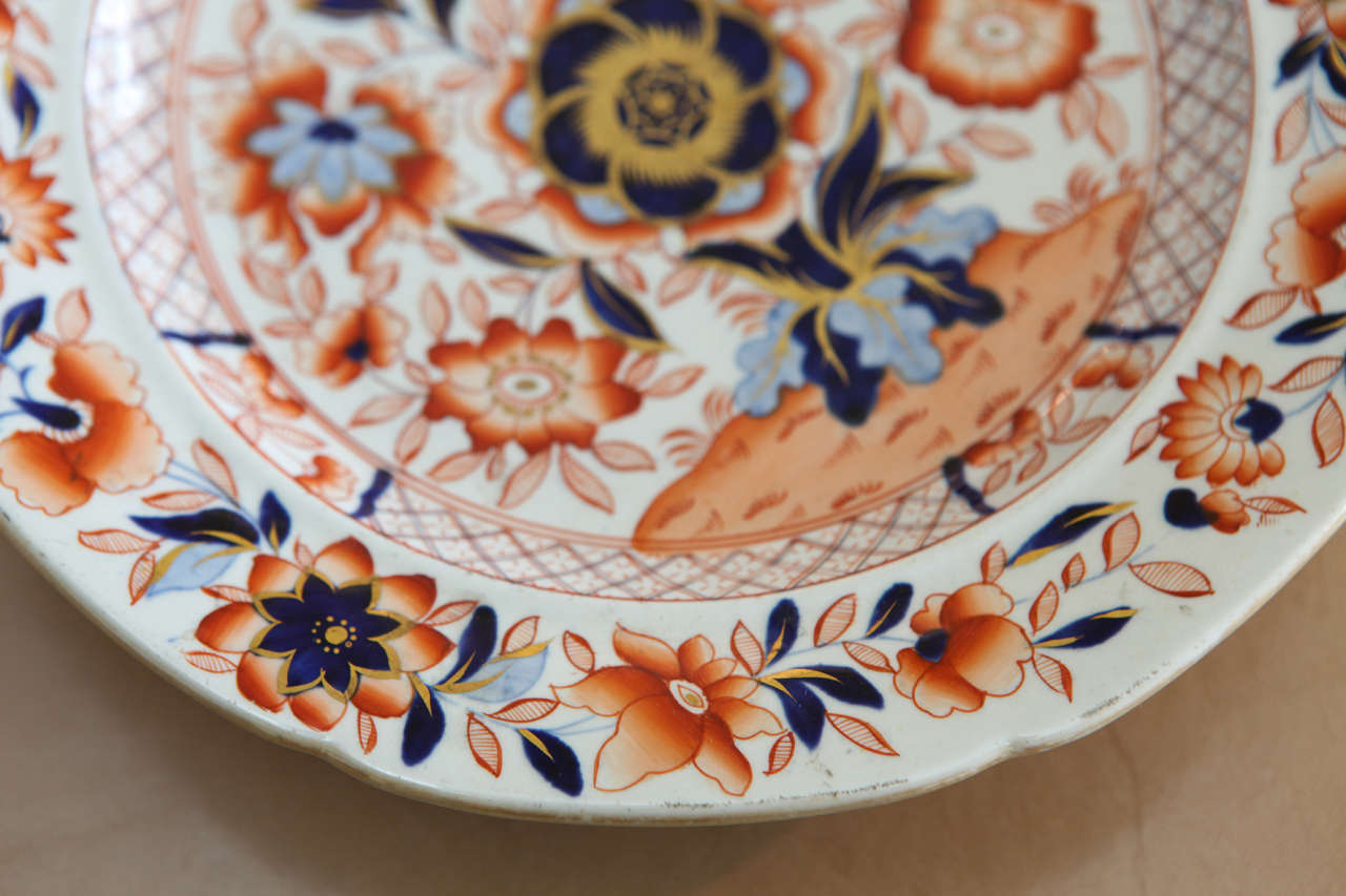 English Imari Hicks and Meigh Ironstone Warming Plate, circa 1835 In Excellent Condition In Los Angeles, CA