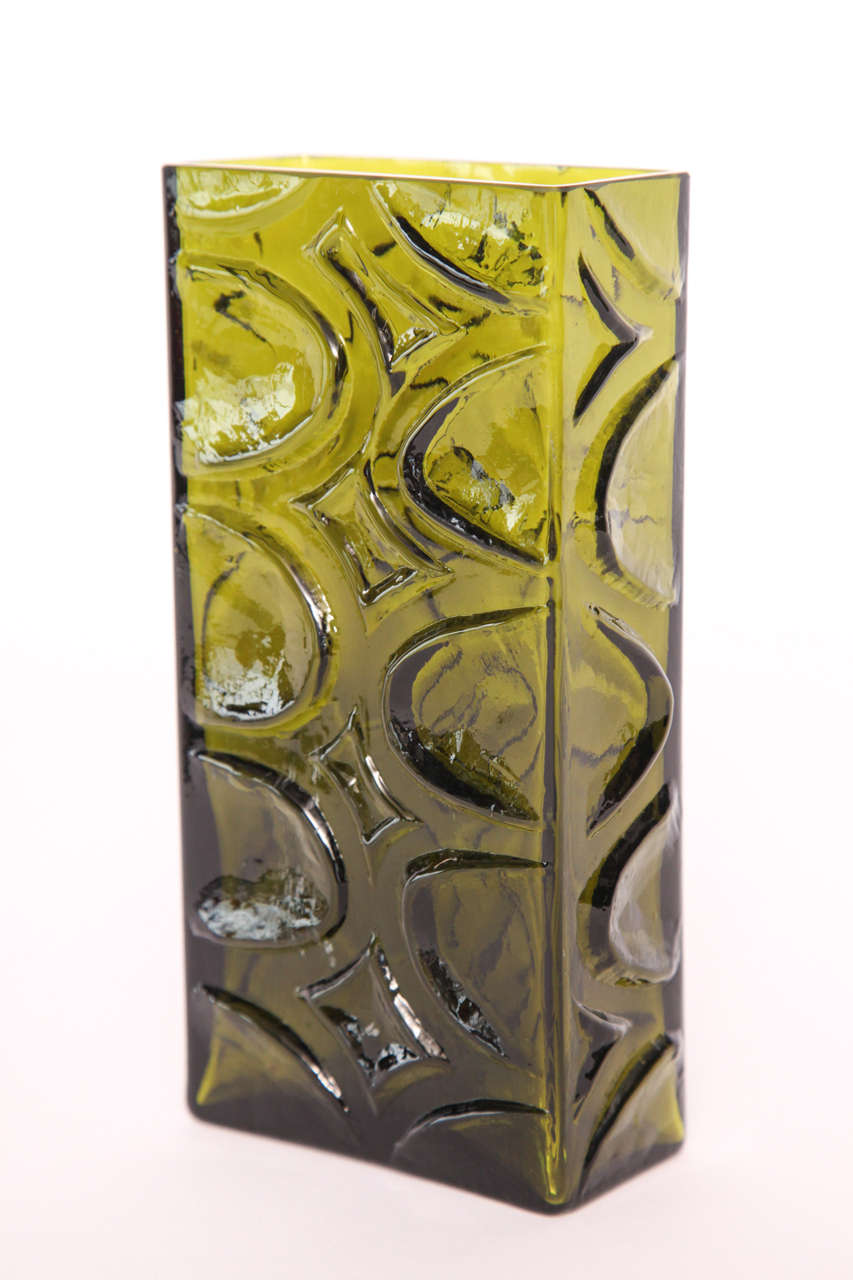 20th Century Vintage Tall Rectangular Vase in Grass Green For Sale