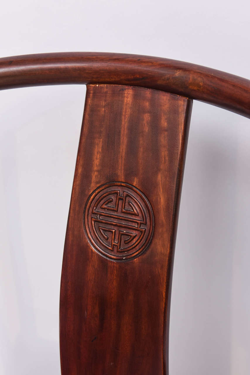Pair of Chinese Horseshoe Chairs, 20th century In Good Condition In West Palm Beach, FL