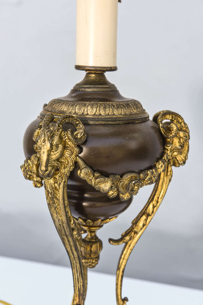 Gilt 19th Century Patinated and Bronze Dore Athenienne Lamp For Sale