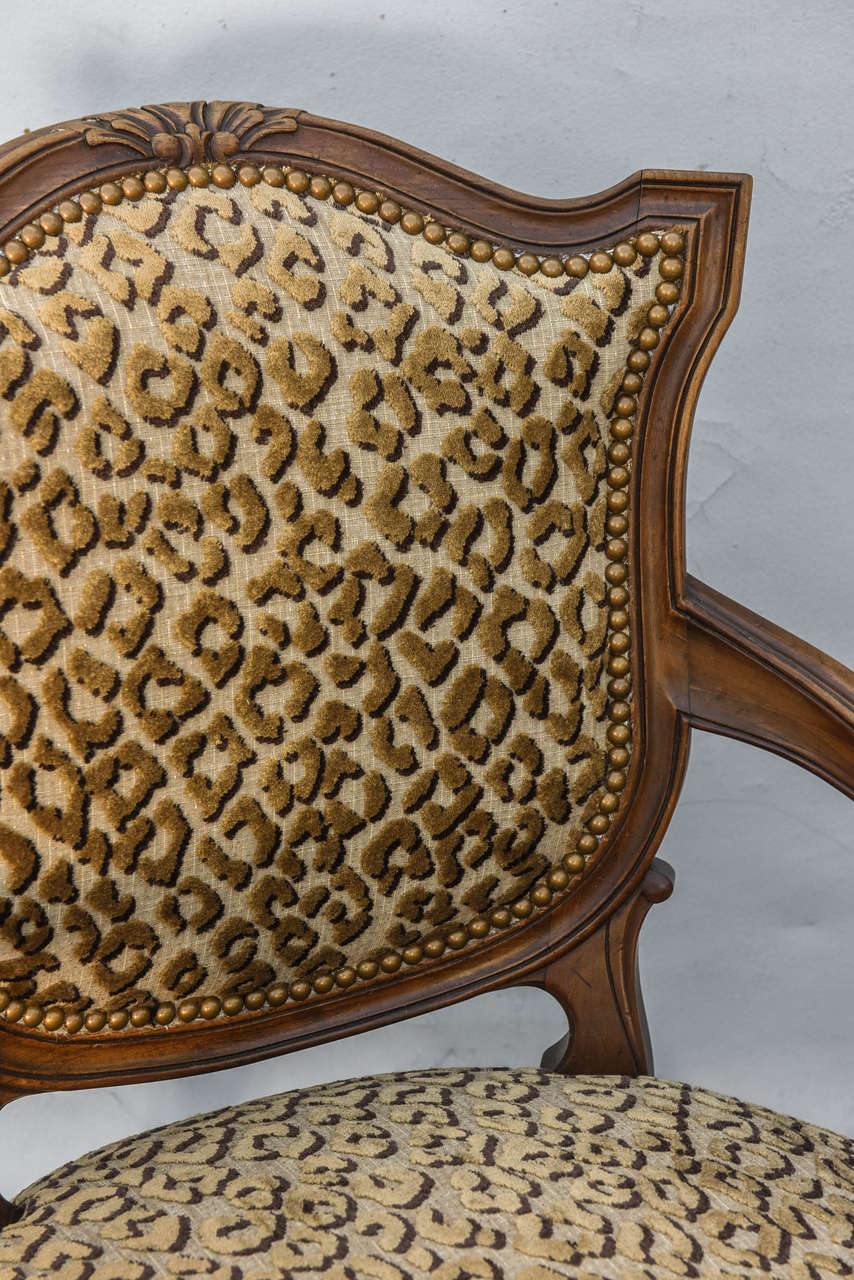 Fabric Pair of Italian Walnut Fauteuils, Early 20th Century For Sale