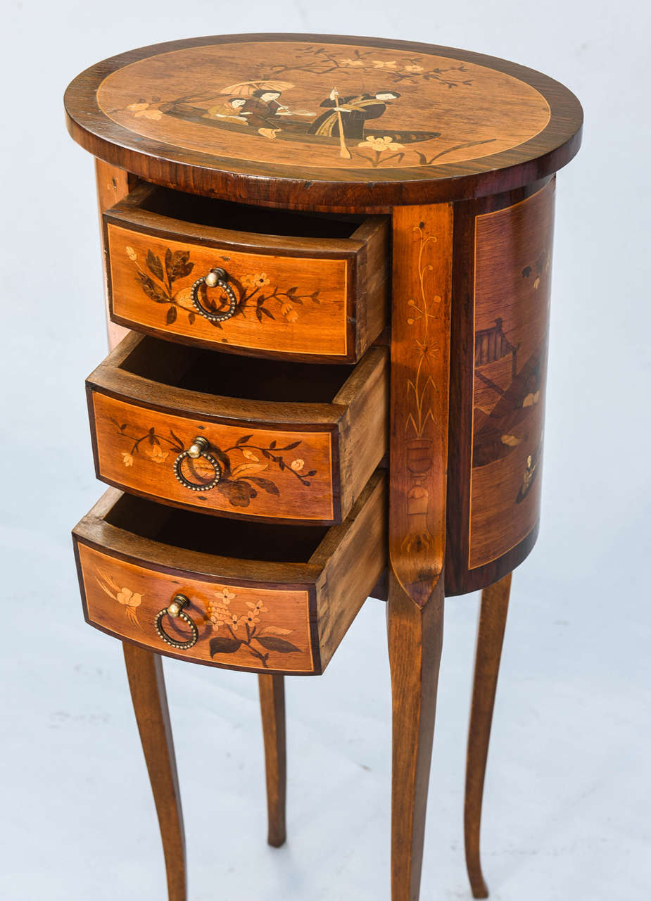 Petite Marquetry French Side Table In Excellent Condition In West Palm Beach, FL