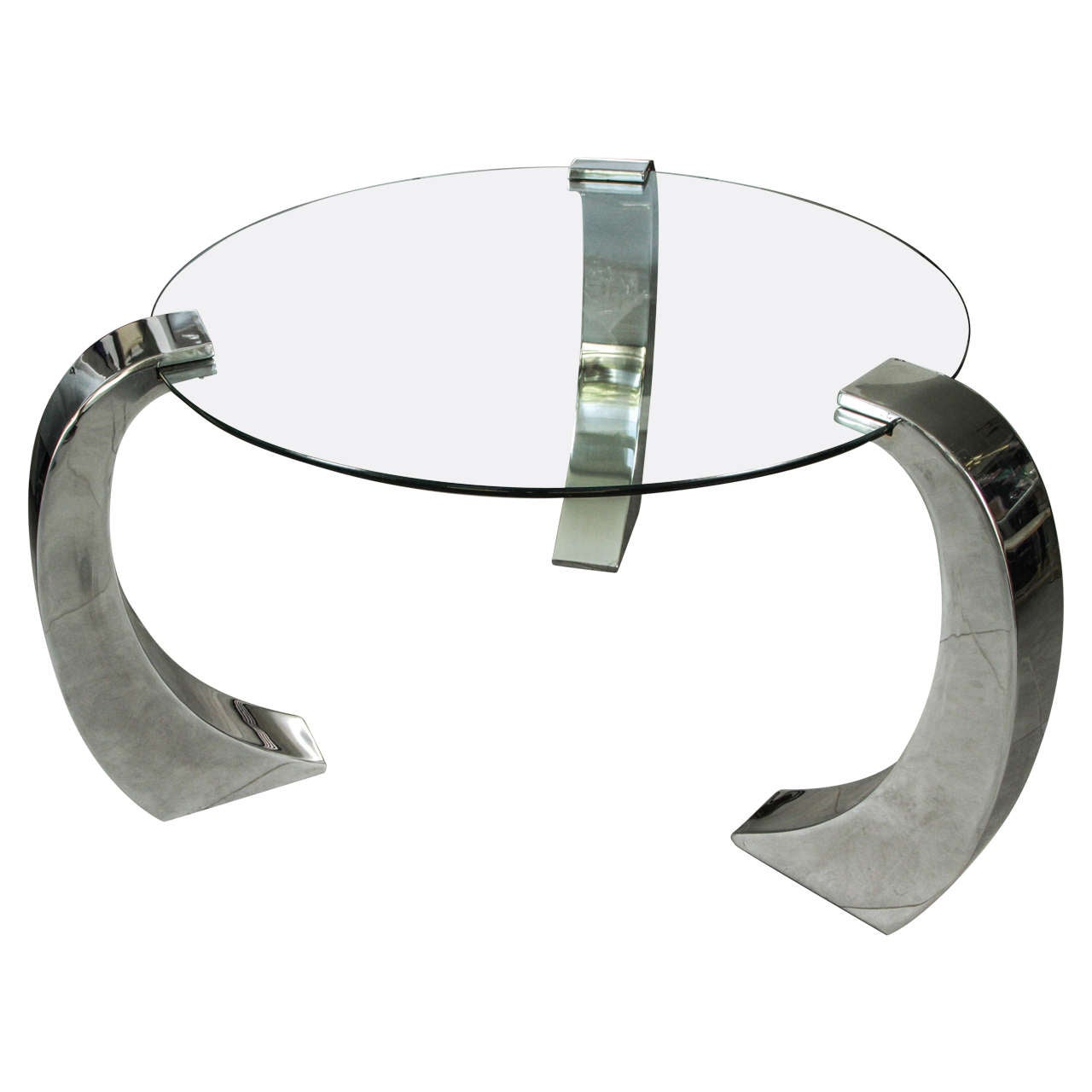 Circular Center Table of Glass with a Base of Three Discreet Chrome Supports