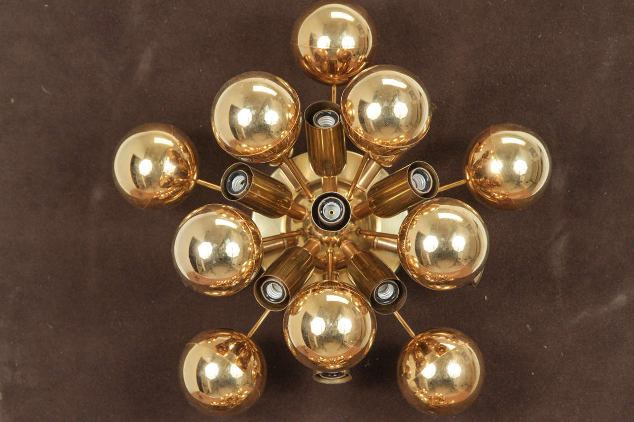 Pair of 1960s Sputnik Sconces In Good Condition In New York, NY
