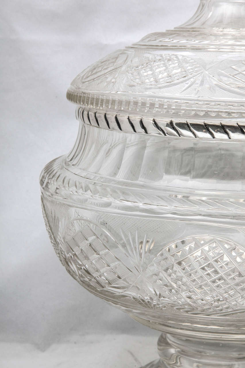 19th Century Continental '.800' Silver-Mounted Pedestal Based Punch Bowl In Good Condition For Sale In New York, NY
