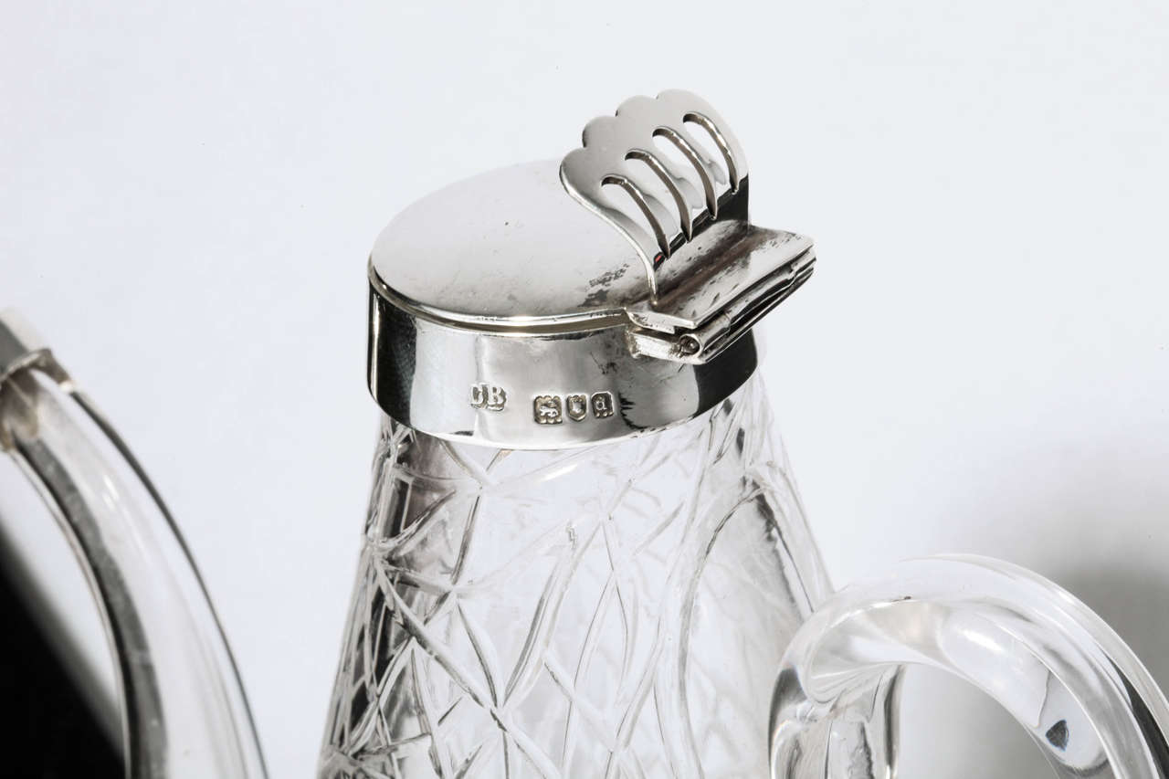 Rare et délicate carafe à liqueur victorienne à couvercle monté en argent sterling en vente 1