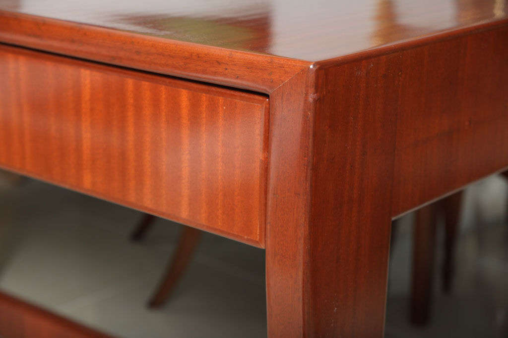 Italian Modern Mahogany Desk/Writing Table, Gio Ponti In Excellent Condition For Sale In Hollywood, FL