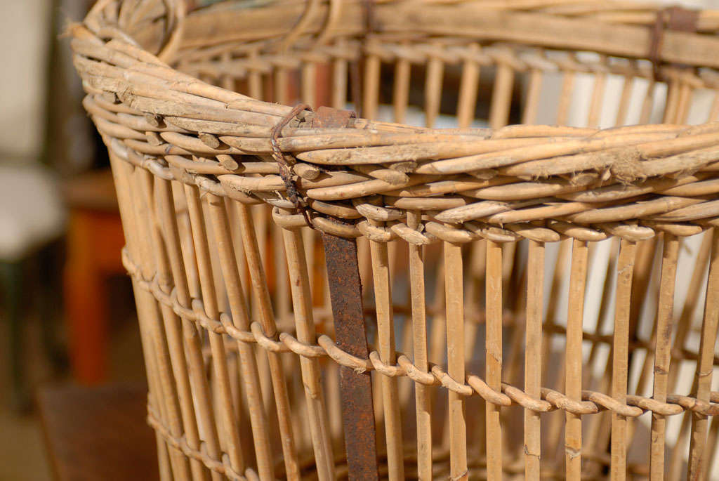 19th Century English Wicker Basket circa 1890