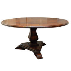 Starburst Round Pedestal Table