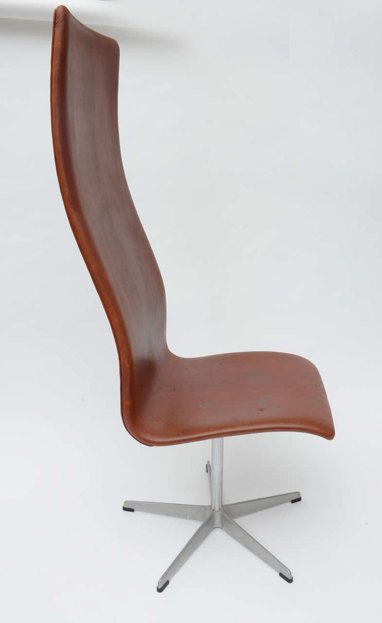 Cuir Chaises Oxford d'Arne Jacobsen en vente