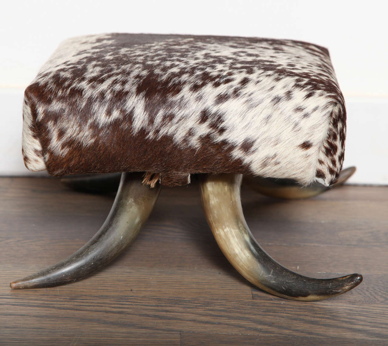 Horn Foot Stool In Good Condition In New York, NY