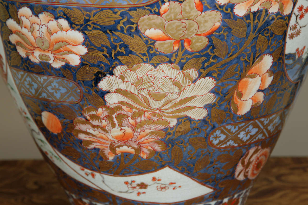 Porcelain Large Japanese Late 17th / Early 18th Century Imari Ovoid Vase