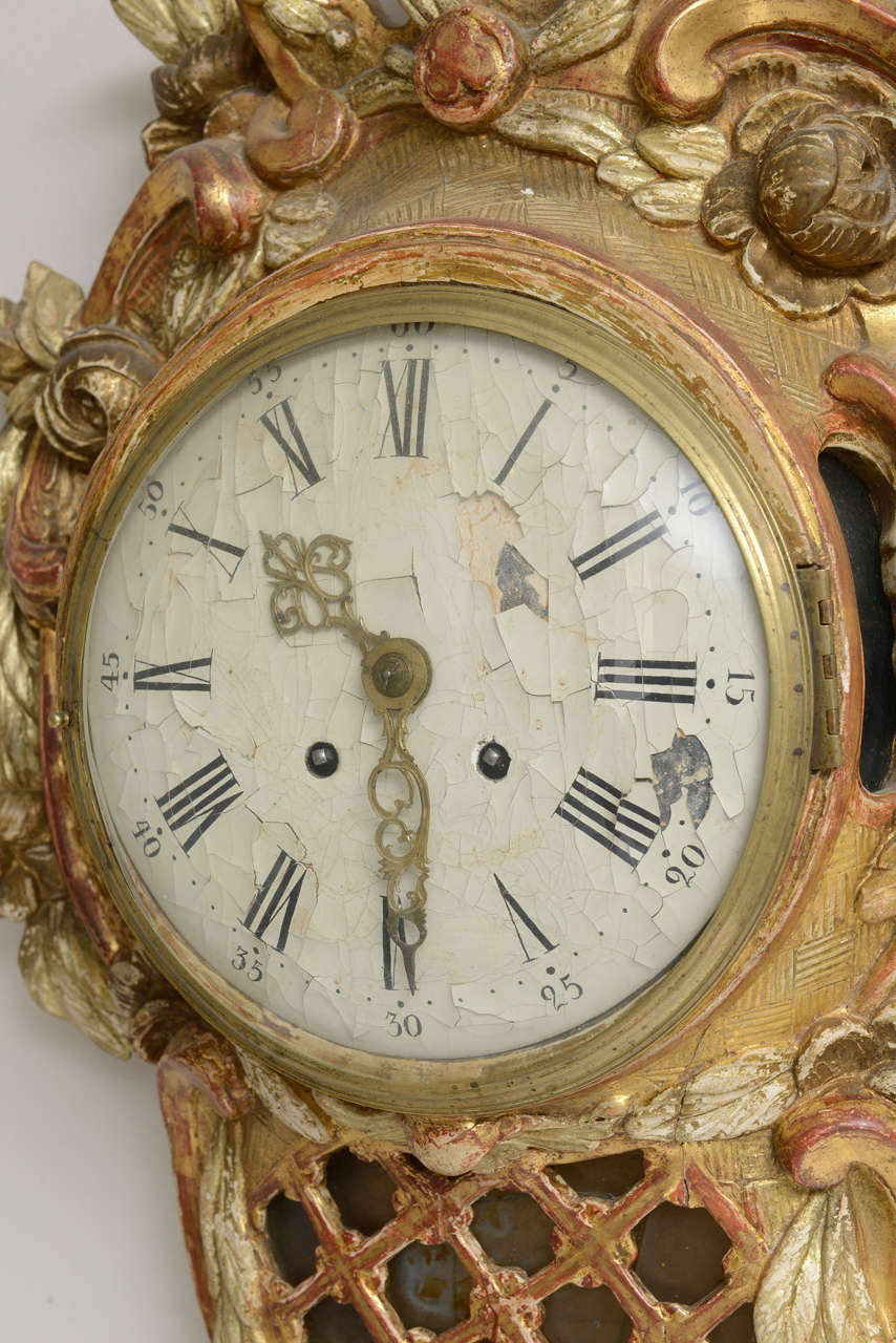 Swedish Giltwood Wall Clock, Late 18th Century In Good Condition For Sale In West Palm Beach, FL