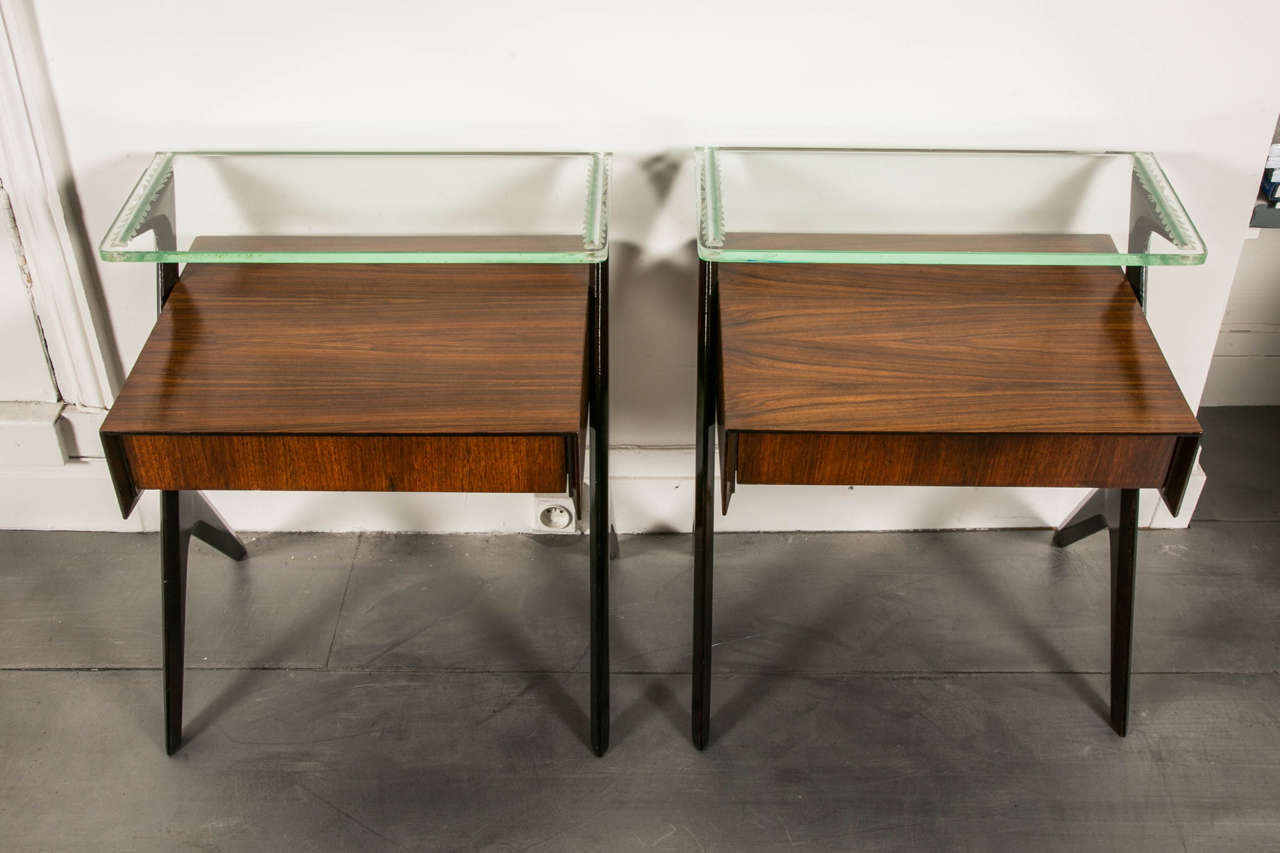 Modern Pair of Nightstands attributed to Ico Parisi, circa 1950 For Sale