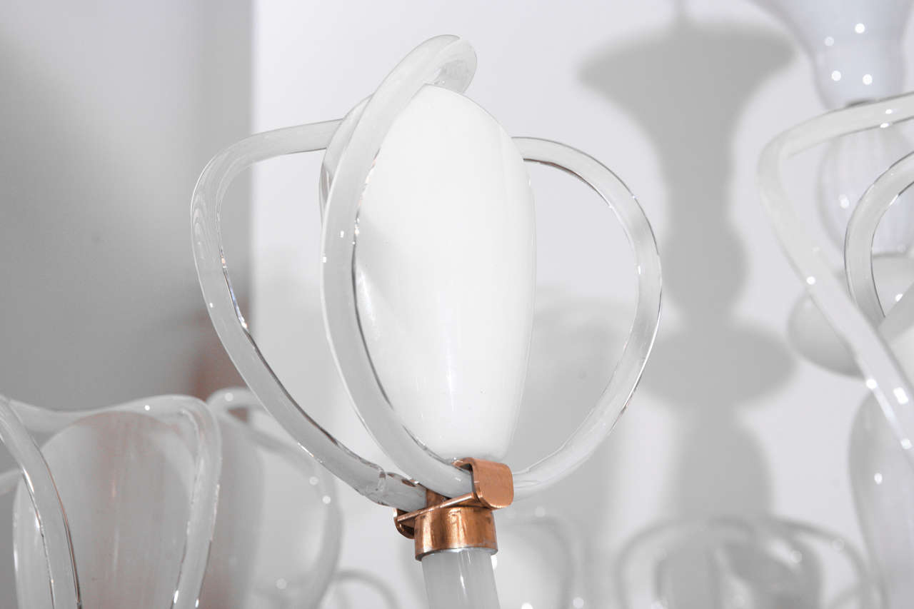 Murano Chandelier In Excellent Condition For Sale In Los Angeles, CA