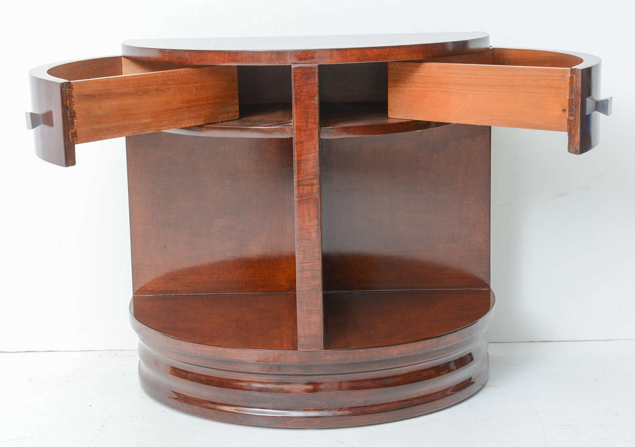 Pair of American Art Deco Style Demilune Side Tables by Widdicomb Furniture In Good Condition In West Palm Beach, FL