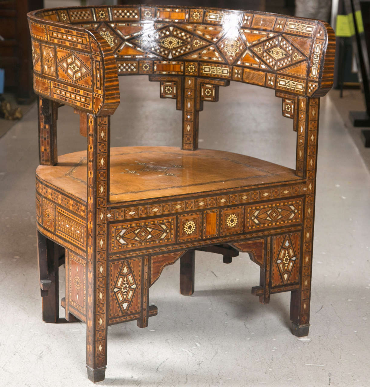 19th c. Antique Inlaid Tub Chair 5