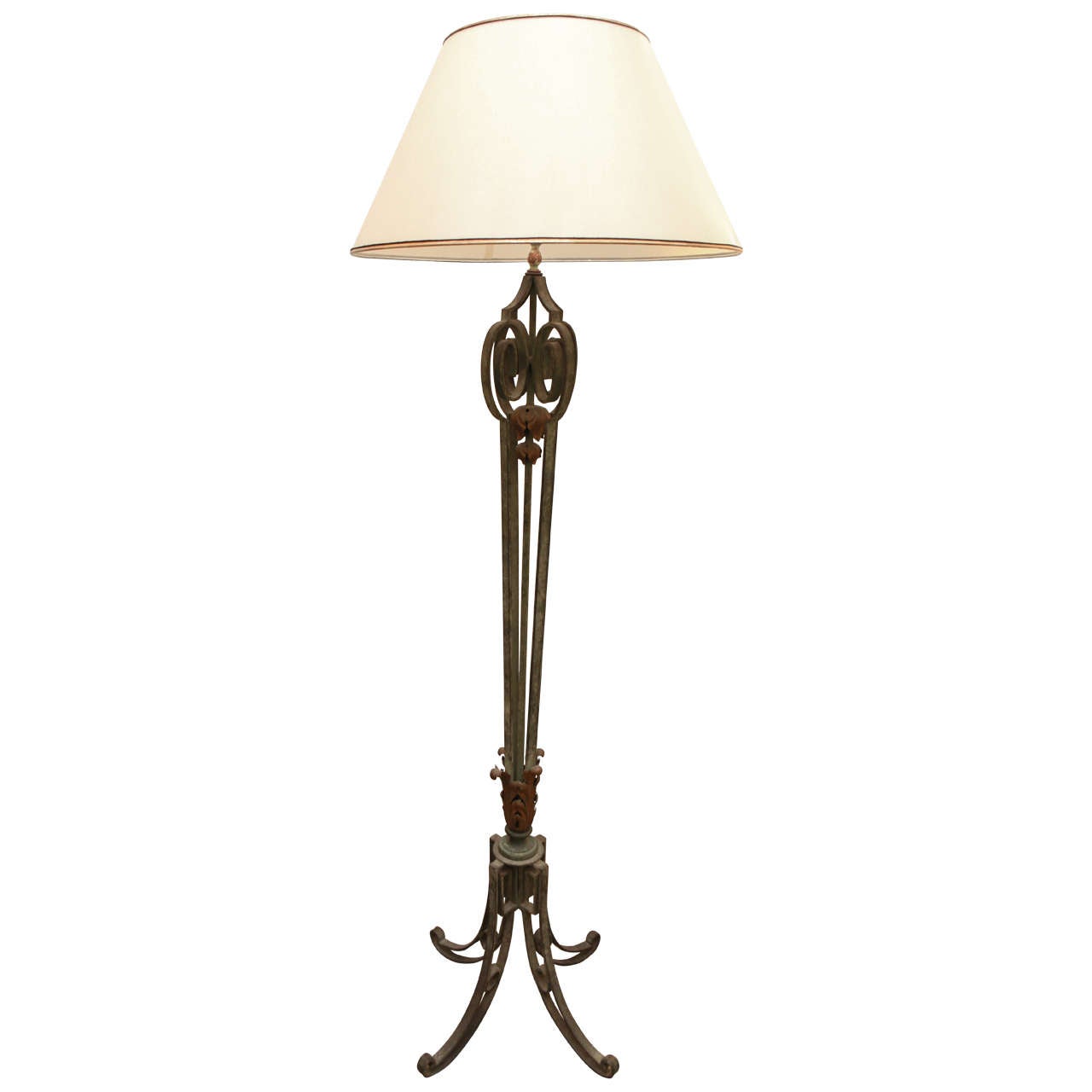 French iron Floor Lamp For Sale