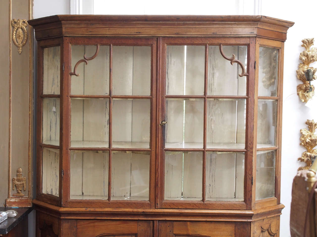 18th Century Italian Cupboard in Fruitwood In Fair Condition For Sale In New Orleans, LA