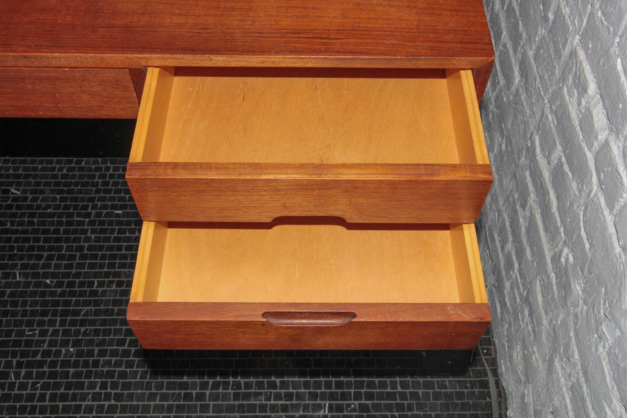 Mid-Century Modern Arne Wahl Iversen Teak Desk for Vinde Mobelfabrik