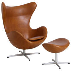 Arne Jacobsen "Egg" Chair with Ottoman