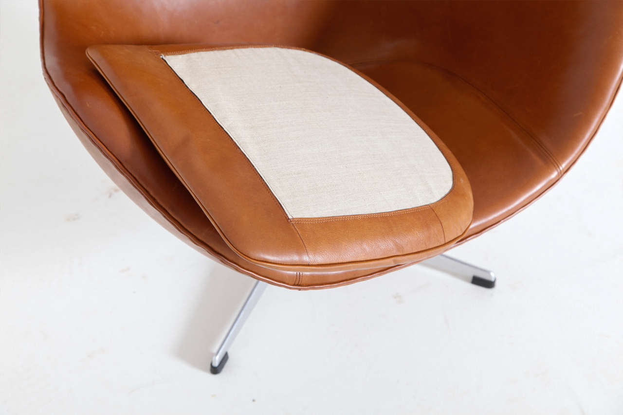 Egg Chair, Arne Jacobsen 1