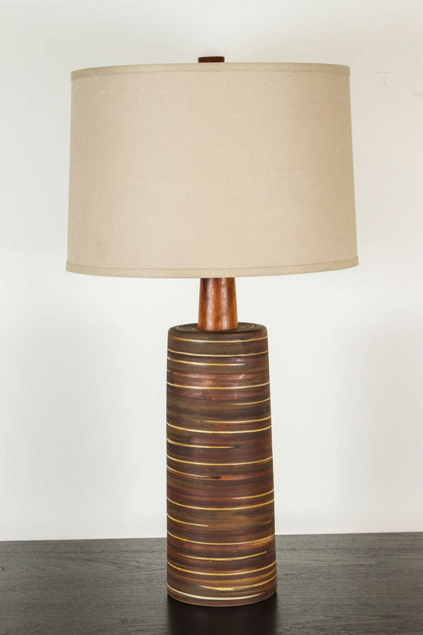 Large Ceramic Martz Lamp. Studio glaze. Solid walnut neck and original finial.
New cotton linen shade.