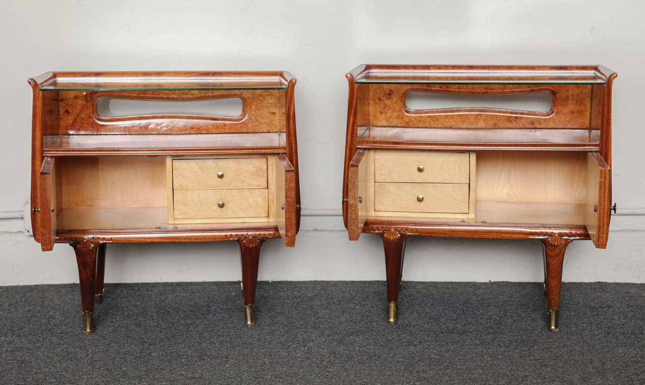Stunning pair of night tables made by Dassi et Figli in 1948 in Milan.
Burl tuya, mahogany with satin wood marquetry.
Great form. Excellent quality. Unusual.
 
