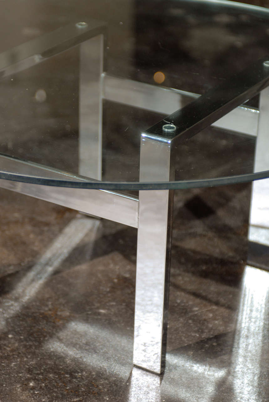 Chrome and Glass Flat Bar Coffee Table in the Style of Milo Baughman In Excellent Condition For Sale In Atlanta, GA