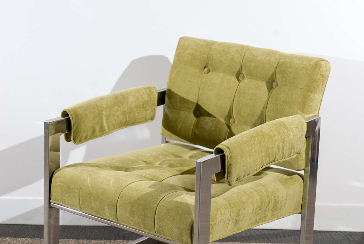 Mid-Century Modern Stylish Pair of Milo Baughman Style Lounge Chairs in Lime Chenille, circa 1975 For Sale