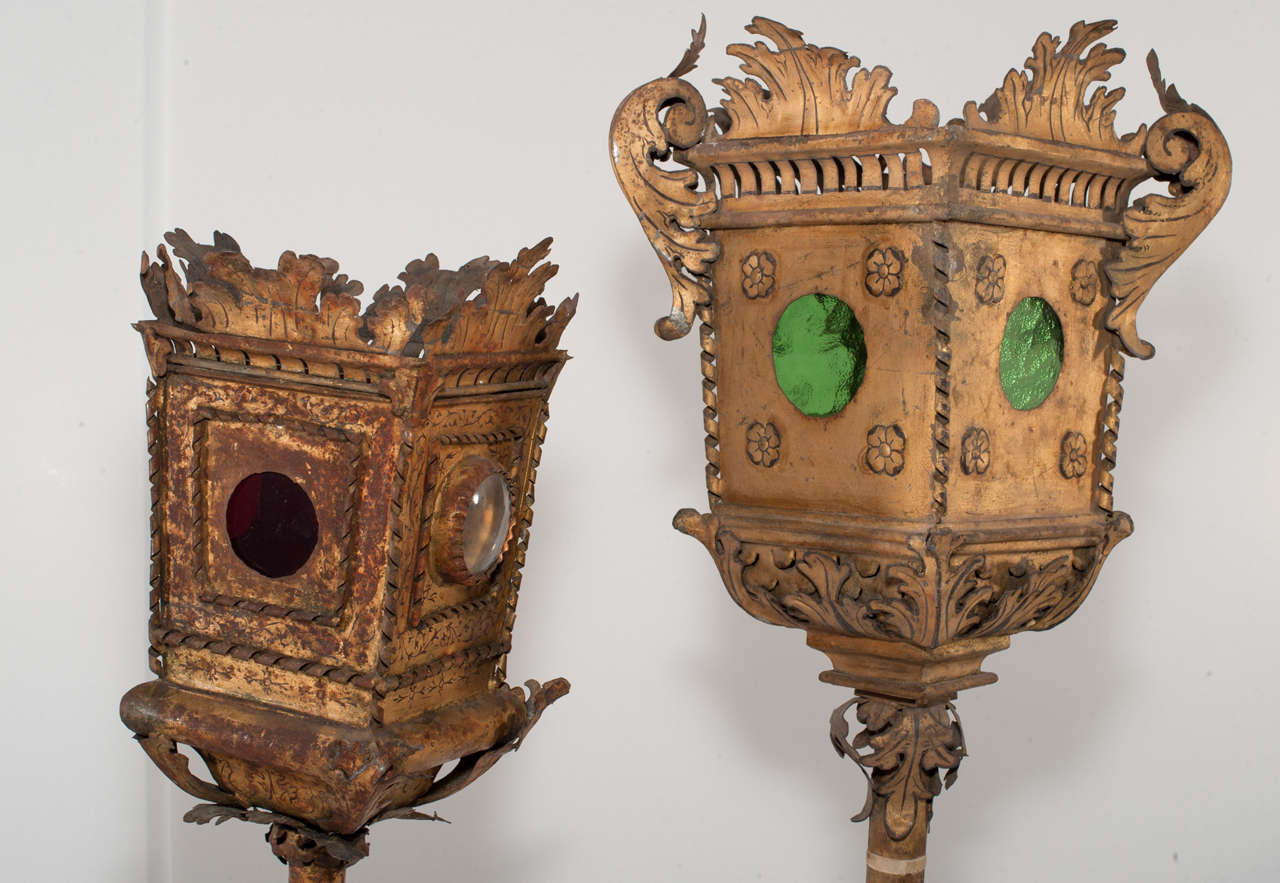 18th Century and Earlier Pair of 18th Century Golden Plate and Red and Green Glass French Lanterns For Sale