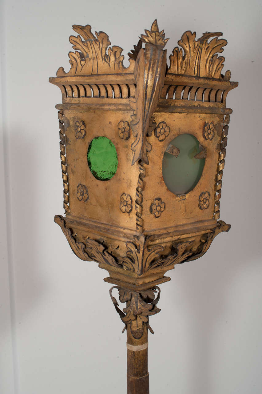Pair of 18th Century Golden Plate and Red and Green Glass French Lanterns For Sale 2