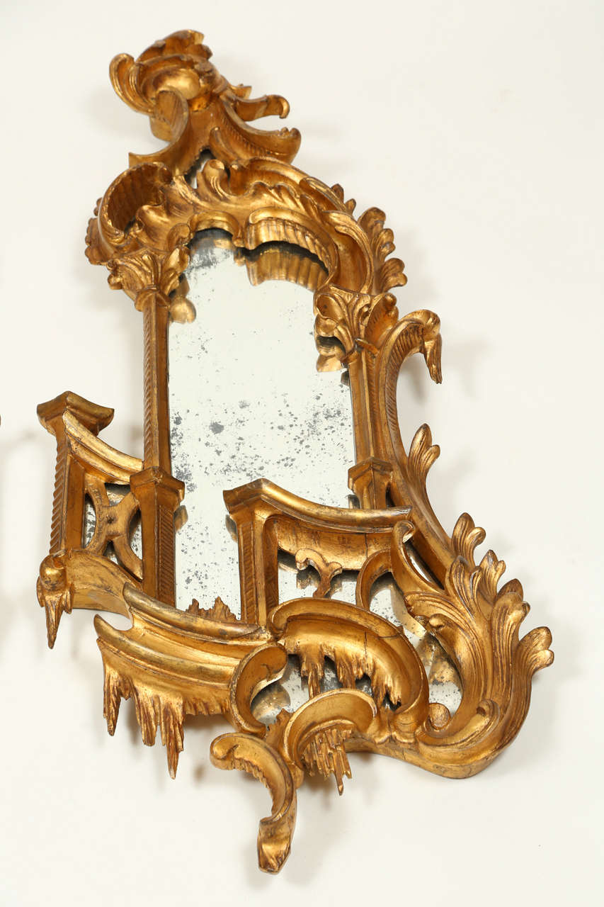 Pair of 19th Century Italian Giltwood Mirrors In Good Condition For Sale In Los Angeles, CA